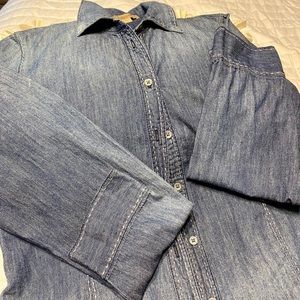 Beautiful ladies denim shirt